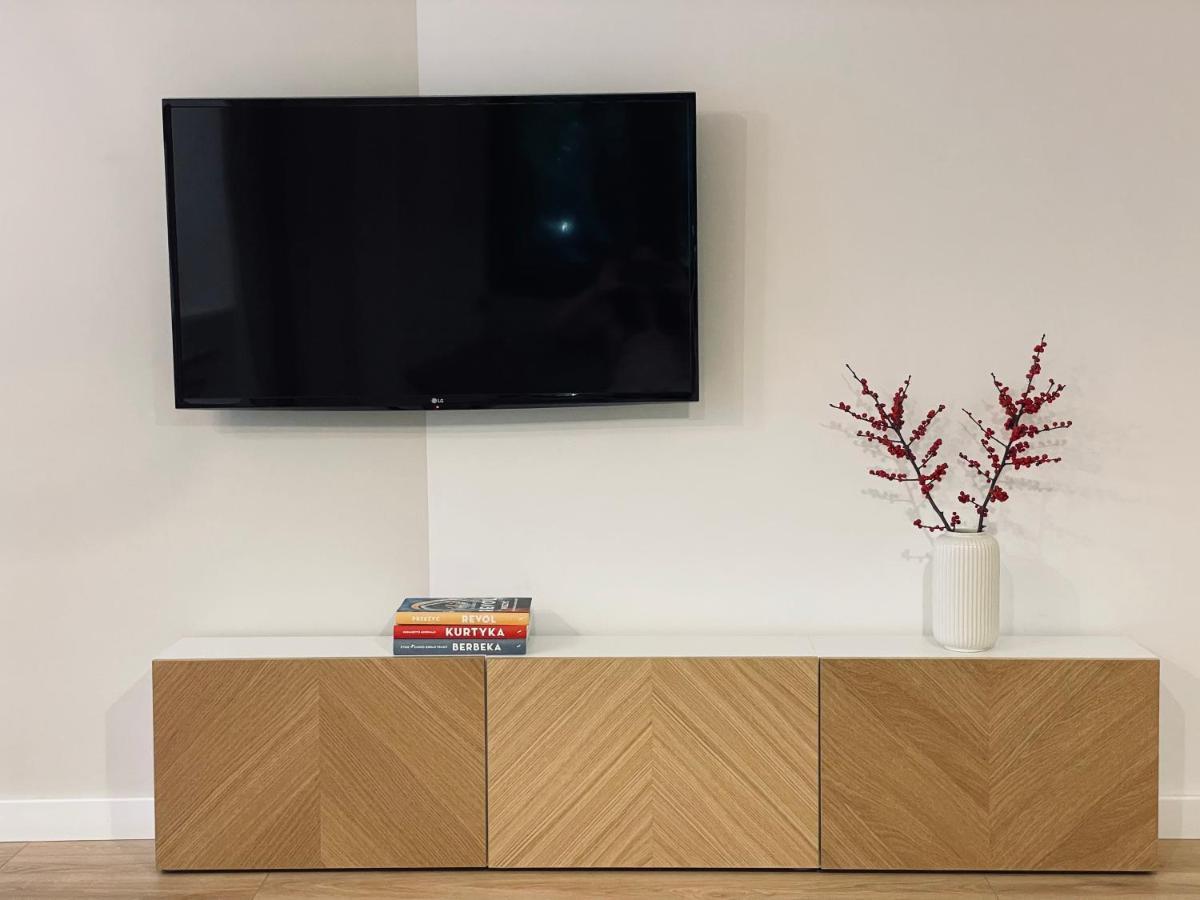 Oh Deer! Apartment Jelenia Gora Bagian luar foto